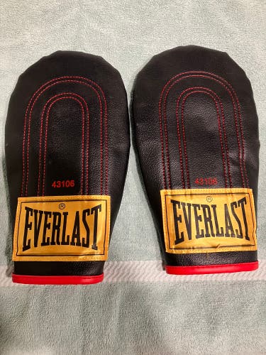 Everlast Heavy Bag Gloves