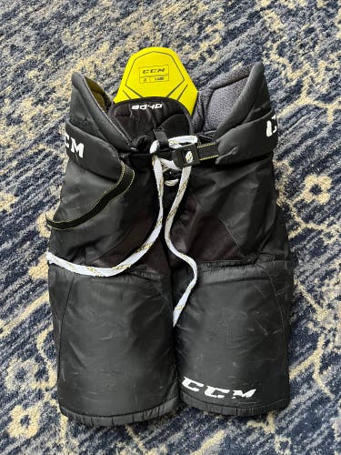 Used XL CCM Tacks 9040 Hockey Pants
