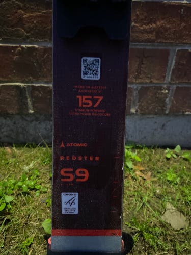 Atomic Slalom Skis 157 cm