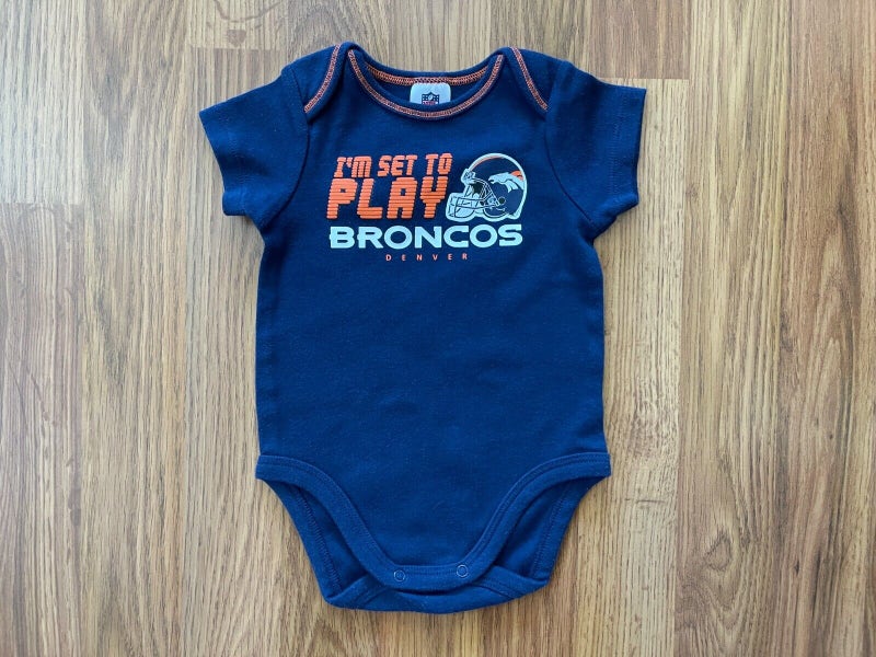 Denver Broncos NFL FOOTBALL 'I'M SET TO PLAY' Infant Size 0-3M Baby Body Suit!