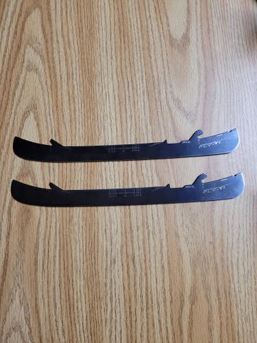 New Bauer Fly-Ti XL 280 mm
