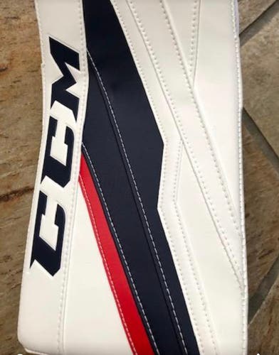 Senior New CCM Regular Extreme Flex III Pro