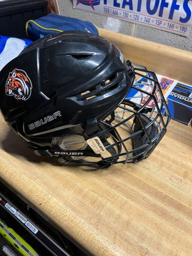 Used Small Bauer Re-Akt 95 Helmet With Oreo Mask