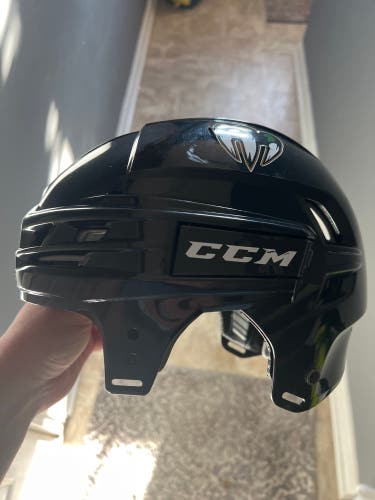 Ccm Tacks 910 Helmet