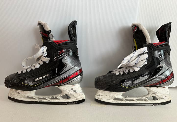 Used Bauer Vapor 2X Pro Junior Hockey Skates - Size 5