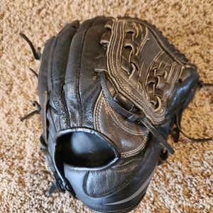 Nike Right Hand Throw MVP Edge Baseball Glove 11.5" Soft leather, well broken in