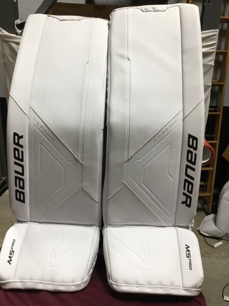 36" Bauer  Supreme M5 Pro Goalie Leg Pads