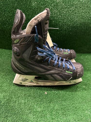 Senior Used Reebok RibCor 30K Hockey Skates D&R (Regular) 10