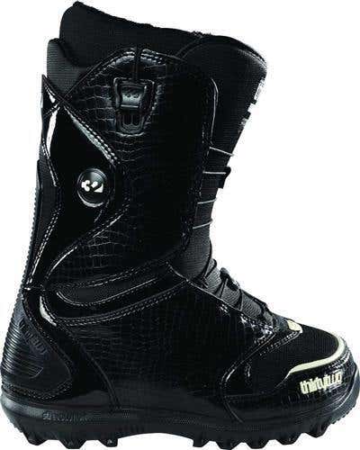 32 Thirty Two FT Lashed Snowboard Boots, Women's US 7, Black NOS