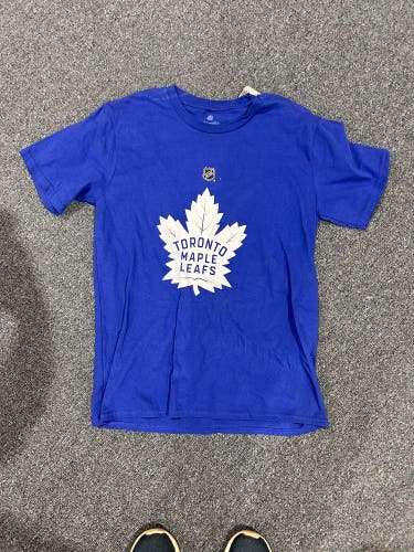 NWT Youth XL Toronto Maple Leafs Auston Matthews Fanatics T-Shirt