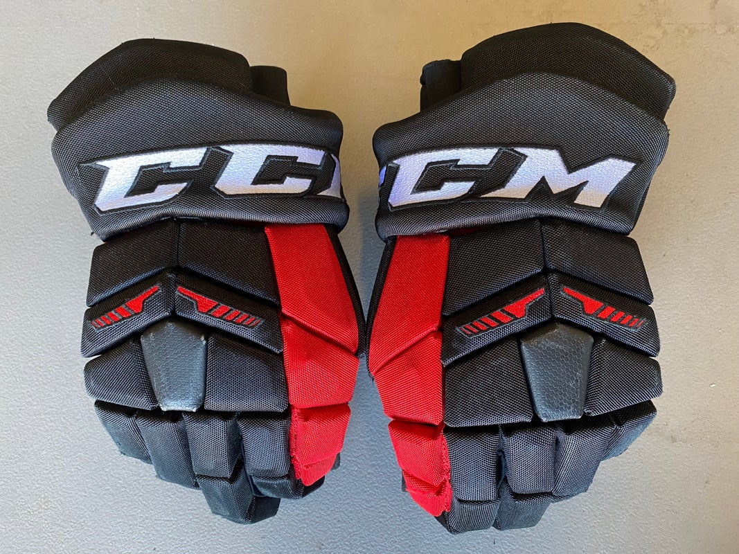 CCM HGTK Tacks Pro Stock Hockey Gloves 15" Blackhawks 4461