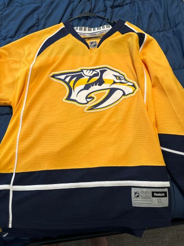 Nashville Predators  Hockey Jersey Signed By Colin Wilson