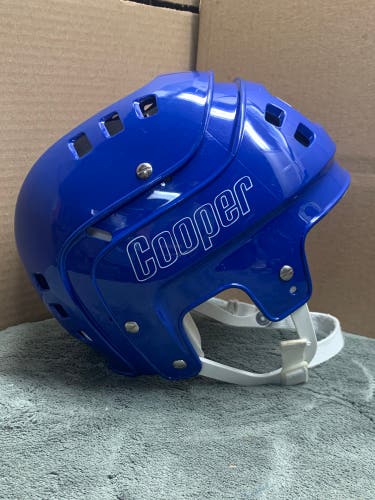 VINTAGE LARGE BLUE COOPER SK600 GOALIE HOCKEY HELMET LIKE NEW!!!