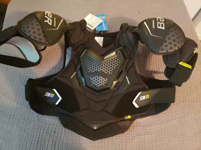 Senior New Large Bauer Supreme 3S Pro Shoulder Pads