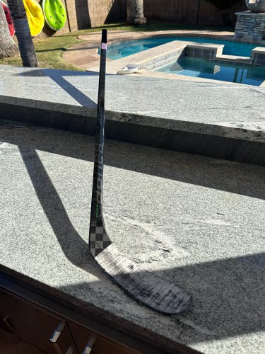 Intermediate Left Hand P28  Supreme UltraSonic Hockey Stick