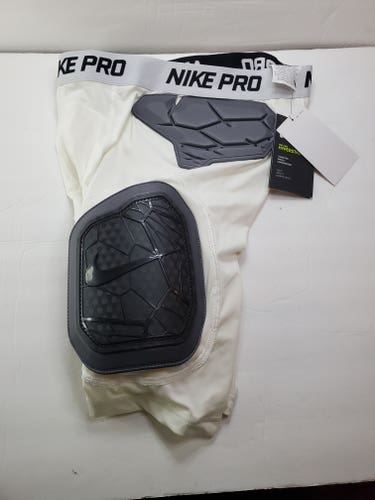 BNWT Nike Boys Hyperstrong Padded Football Shorts size XL AO6243-100 $60