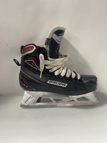 Used Bauer Regular Width  Size 7 Vapor X2.7 Hockey Goalie Skates