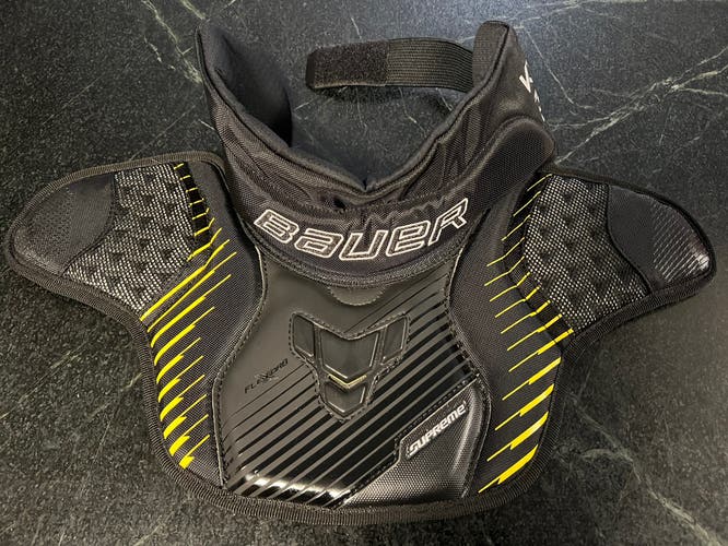 Bauer Supreme Goalie Neck Guard Sr L/XL - New Without Tags