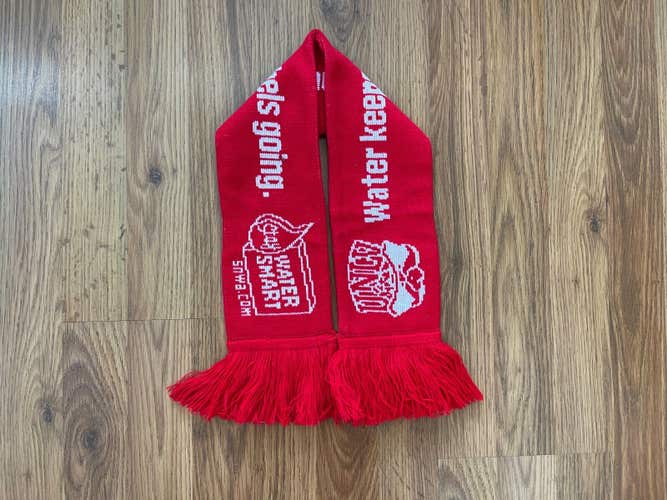 UNLV Runnin Rebels NCAA SUPER AWESOME Red Collectible Mini Acrylic Knit Scarf!