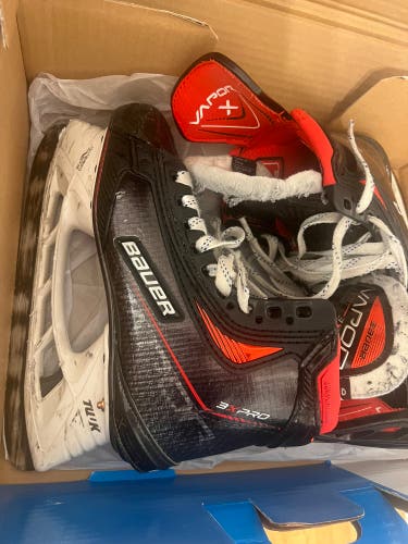 Bauer 3x pro hockey skates