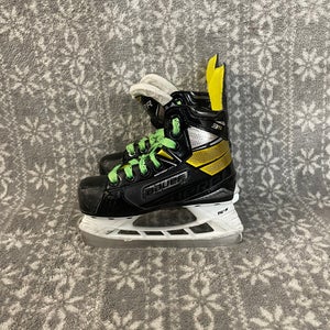 Used Youth Bauer Supreme 3S Hockey Skates Size 11 D