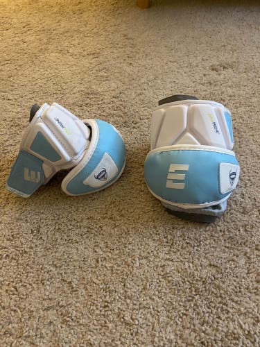 Atlas LC Team Issued Epoch Elbow Caps