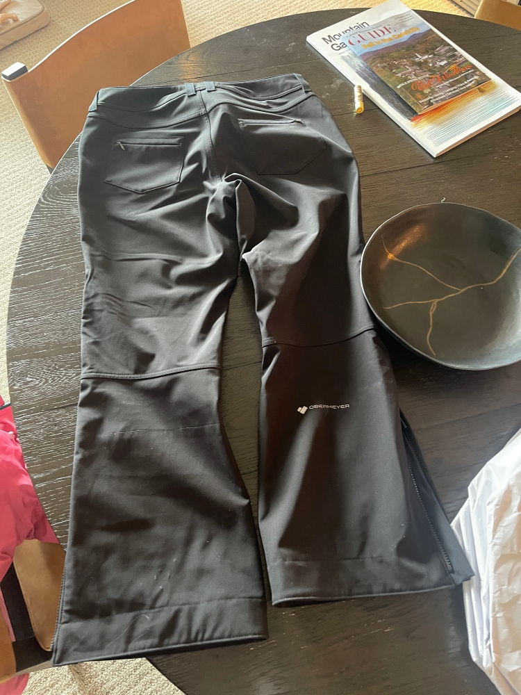 Black New Women's Obermeyer Pants