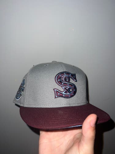 White Sox Vintage Logo Fitted Hat