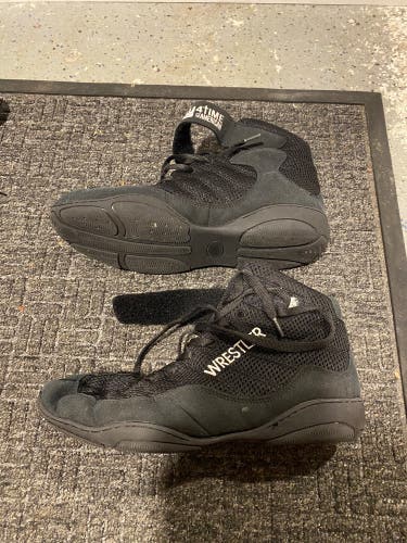 Wrestling shoes size7.5