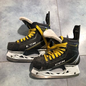 Used Junior CCM Tacks Classic Pro Hockey Skates D&R (Regular) 3.0