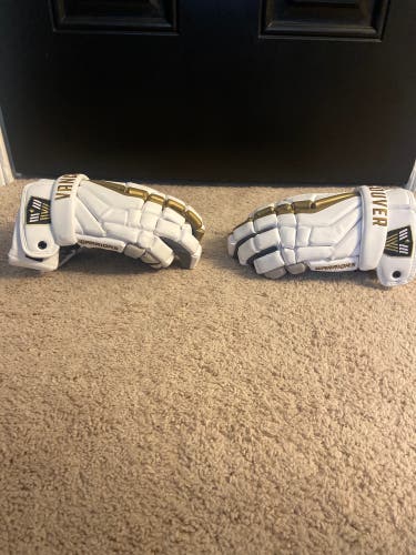 Vancouver Warriors Team Issued True Temper Gloves