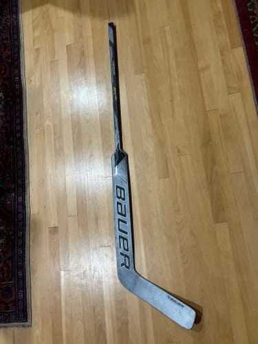 Used Senior Bauer Regular M5 pro Goalie Stick 25" Paddle