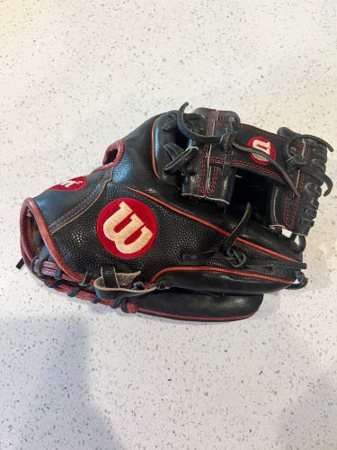 Infield 11.5" A2000 Baseball Glove