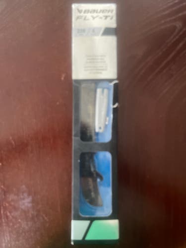 New Bauer Fly-Ti 238 mm