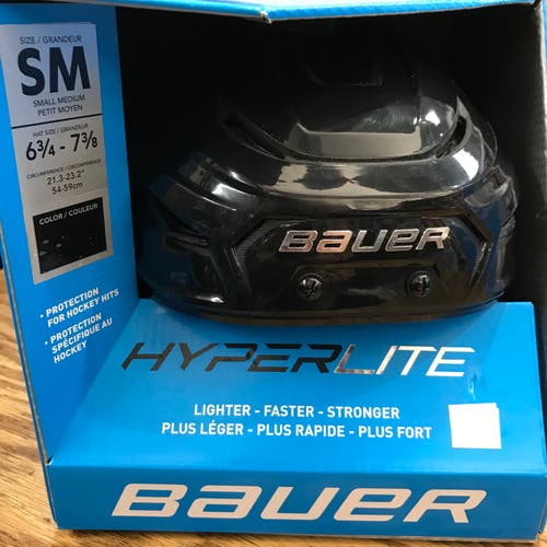 New Medium Bauer Hyperlite Helmet