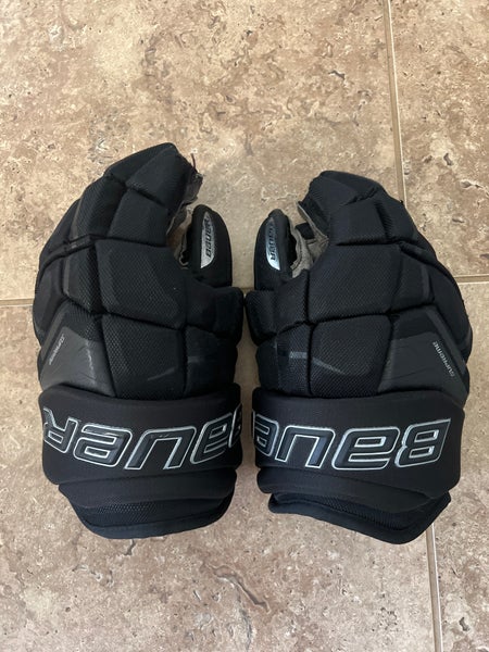 USED Bauer 14" Supreme Ultrasonic Gloves