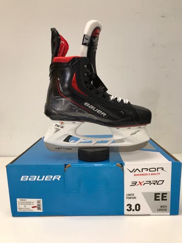 Vapor 3X Pro Hockey Skates Size 3 EE Width