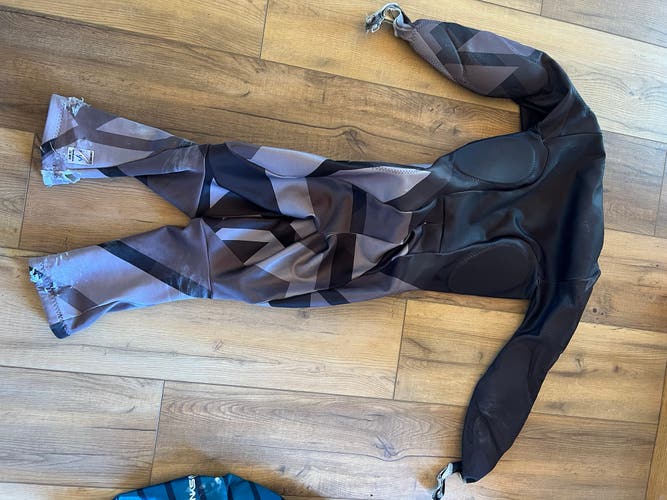 Sync Team padded suit