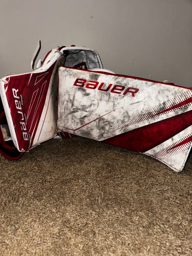 Used Regular Supreme S190 Glove And Blocker