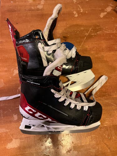 CCM Jetspeed FT485 Hockey Skates
