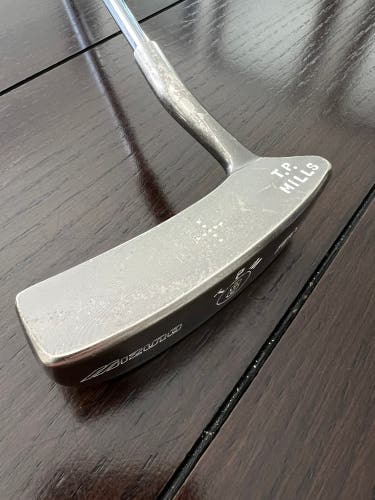 Mizuno 33" TPM8 TP Mills Putter