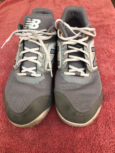 Gray Men's Turf Cleats Low Top