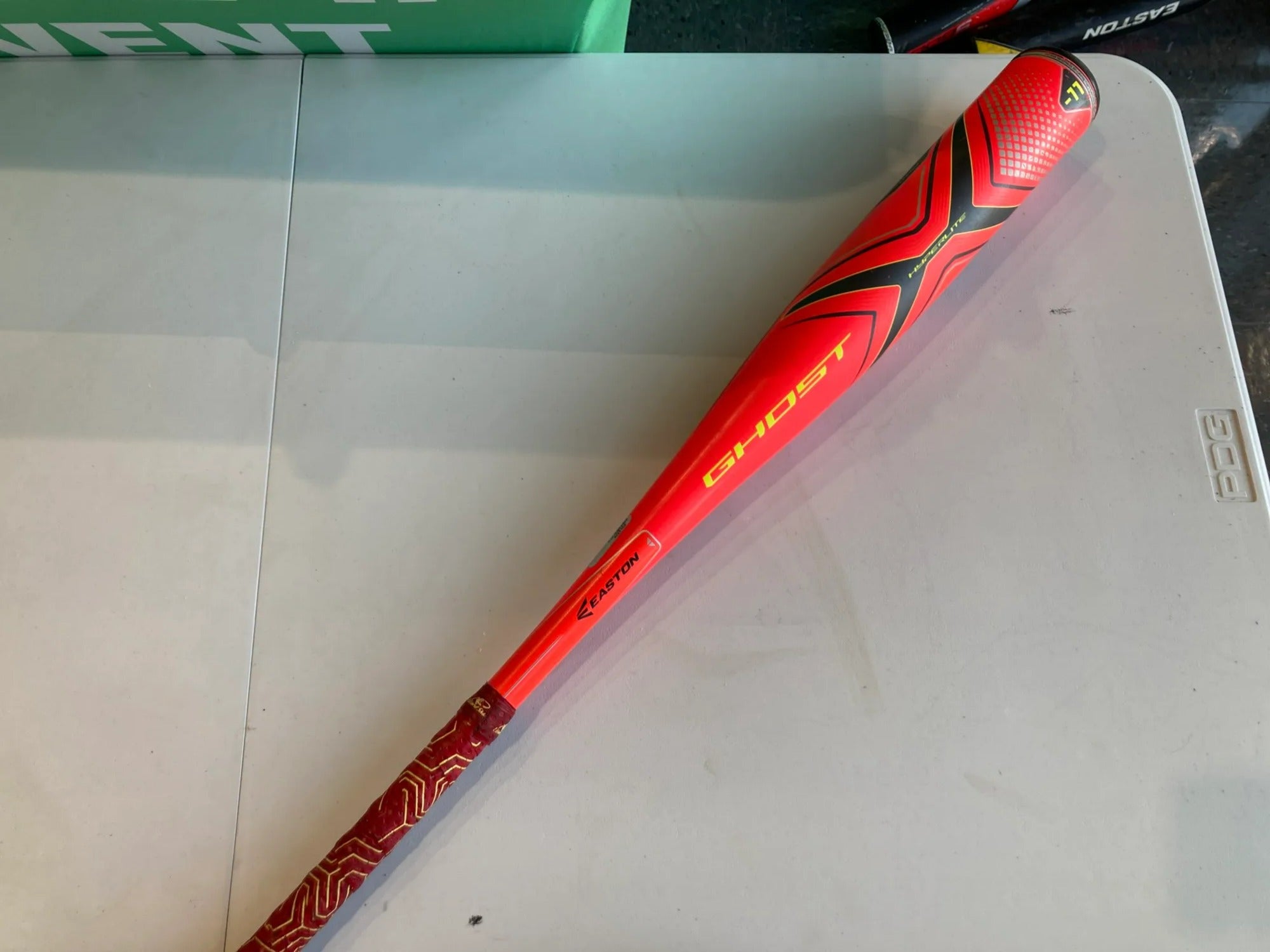 Batte De Baseball Easton Ghost X Hyperlite YBB19GXHL - 29/18 Oz - Composite - USA