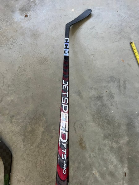 Intermediate Right Handed P28 JetSpeed FT5 Pro Hockey Stick