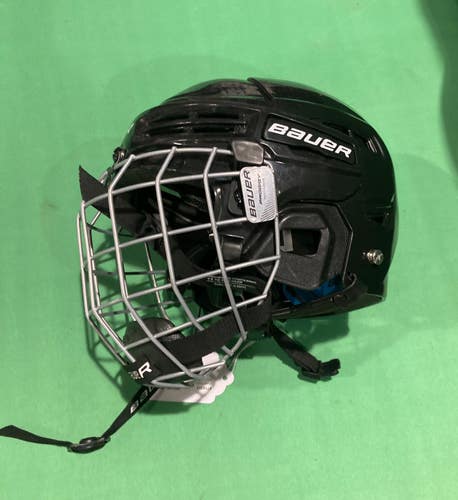 Used Youth Bauer Prodigy Helmet