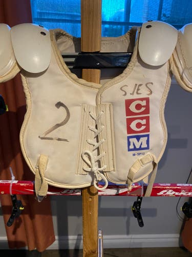 Vintage CCM SP12 shoulder pad