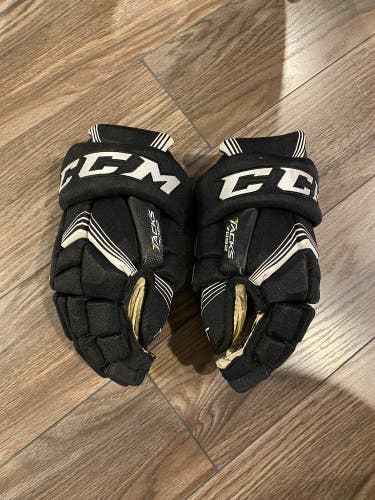 CCM Tacks 7092 gloves
