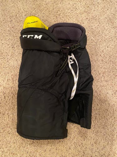 Used Medium CCM  Tacks Classic Pro Hockey Pants