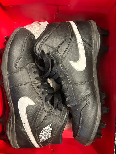 Black Unisex Molded Cleats Air Jordan Cleats