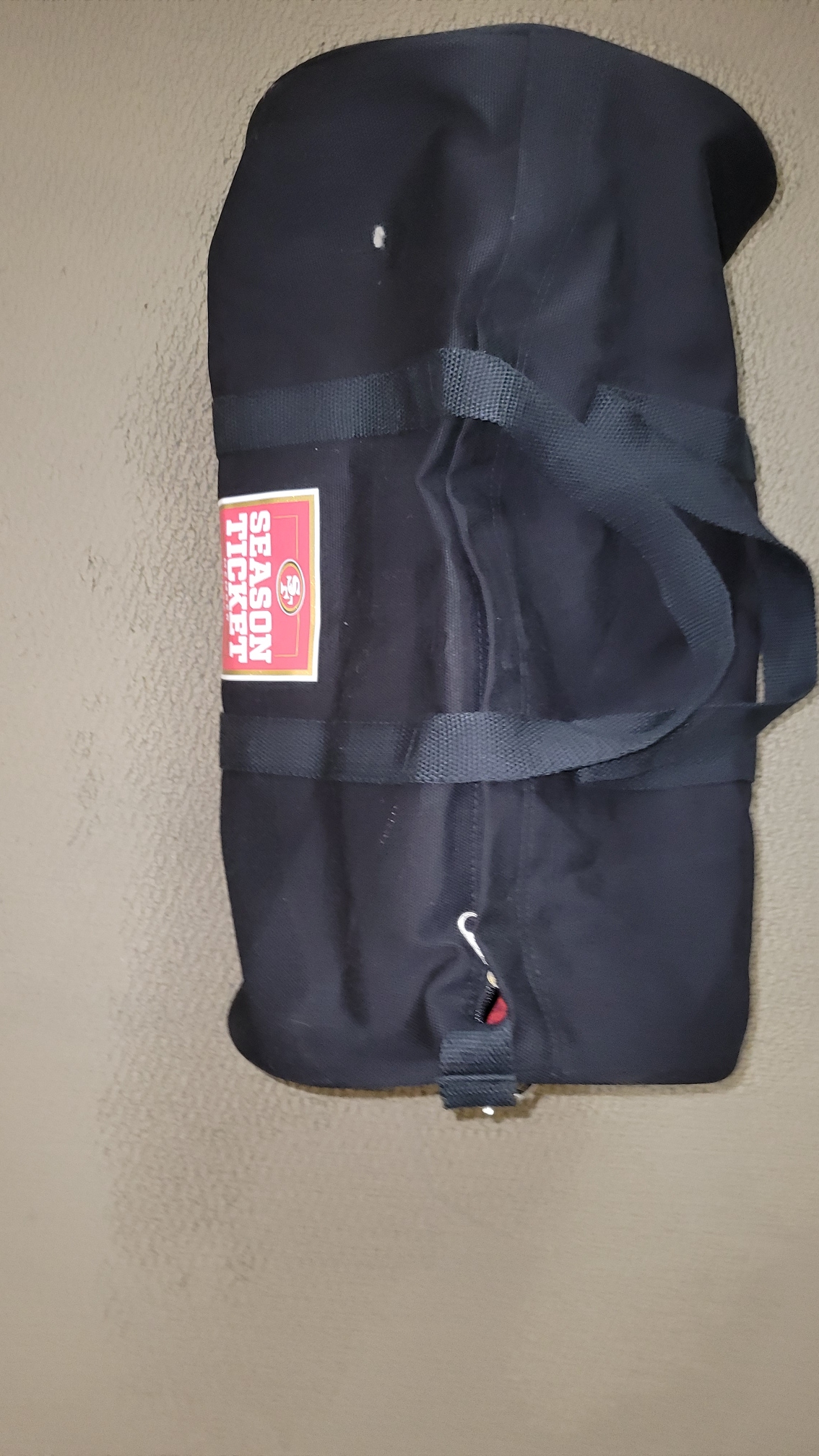 Black New Adult Unisex Small / Medium Duffle Bag